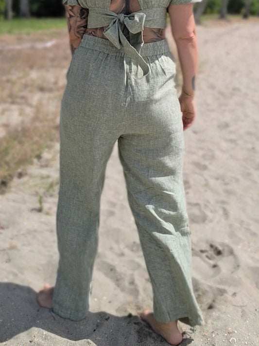 High waisted pants for effortless elegance. Women's linen clothing for feminine summer style.