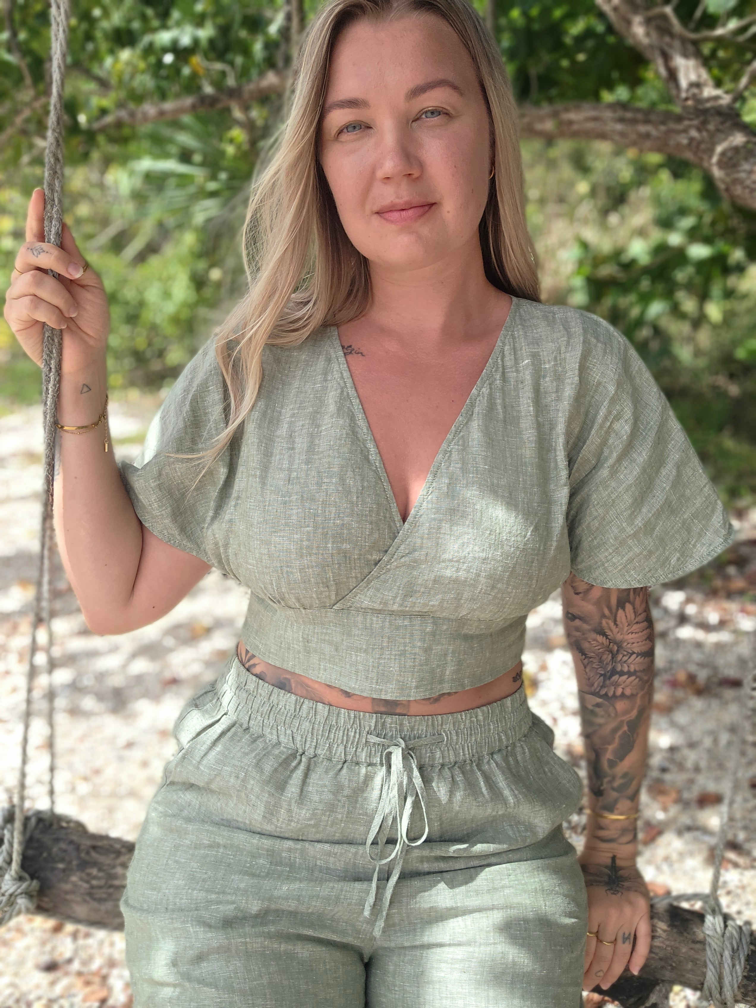 Best pure linen summer style for breathable comfort and feminine silhouette. 
