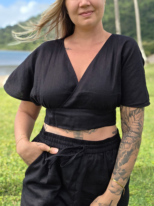 Back Tie T-Shirt - 100% Linen (Black) ALKU clothing. V-neck cropped short sleeve top for women.